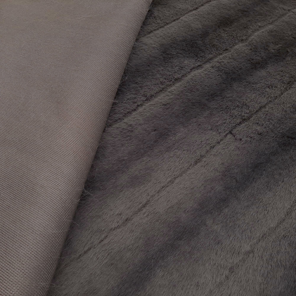 Hermelin imitert pels - grå - per 10 cm