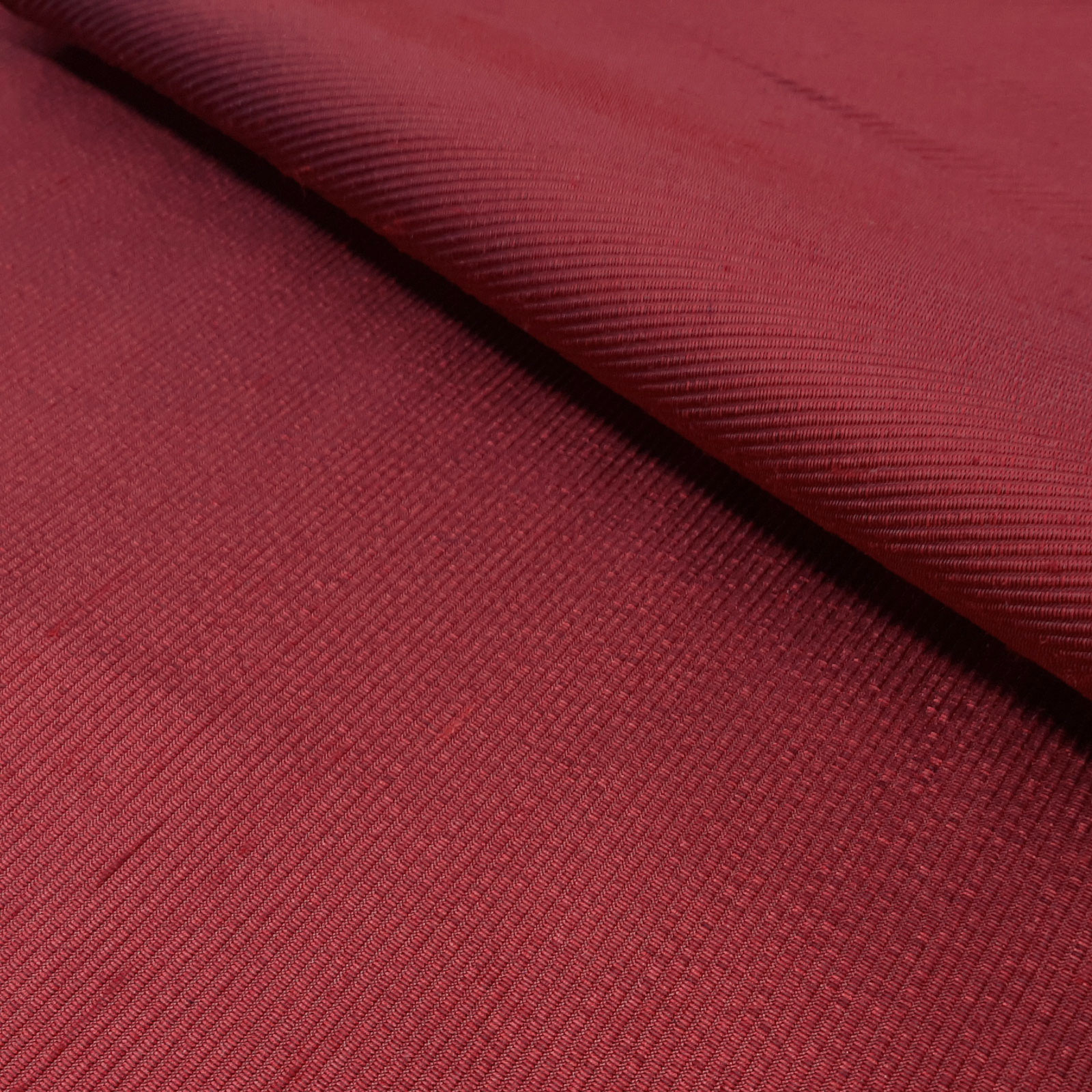 Sahco® B069 - møbeltrekk og dekorativt stoff - 100 % silke - Ruby